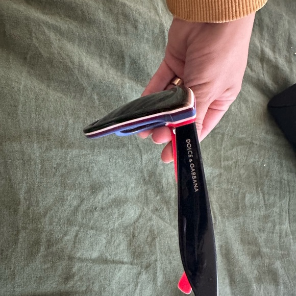 Dolce & Gabbana Polarized Sunglasses - Picture 5 of 8